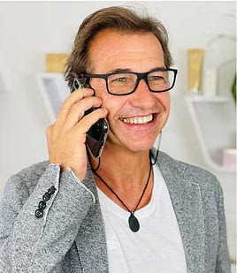 Thomas-am-Telefonieren